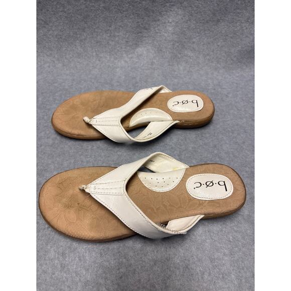 Born B.O.C. Thong Slipper Sandals Flip Flop Women's Size 8M White Leather Casual - Picture 2 of 6